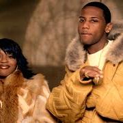 Der musikalische text INTRO von LIL' MO ist auch in dem Album vorhanden Meet the girl next door (2004)