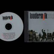 Der musikalische text 97 WAYS TO KILL A SUPERHERO von LOUDERMILK ist auch in dem Album vorhanden The red record (2002)