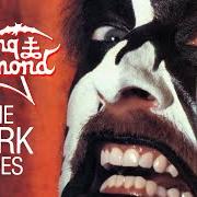 Der musikalische text DOOMED BY THE LIVING DEAD von MERCYFUL FATE ist auch in dem Album vorhanden The beginning (mcd) (1987)