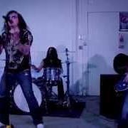 Der musikalische text FLESH FOR FANTASY von SEVEN WITCHES ist auch in dem Album vorhanden Amped (2005)