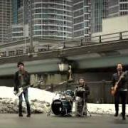 Der musikalische text BURNED von THE TREWS ist auch in dem Album vorhanden Hope & ruin (2011)