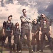 Der musikalische text DEATHWISH von BLESSED BY A BROKEN HEART ist auch in dem Album vorhanden Feel the power (2012)