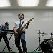 Der musikalische text THE SAME OLD WASTED WONDERFUL WORLD von MOTION CITY SOUNDTRACK ist auch in dem Album vorhanden The same old wasted wonderful world (2025)