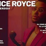 Der musikalische text LA VIDA TE HACE FUERTE von PRINCE ROYCE ist auch in dem Album vorhanden Llamada perdida (2024)