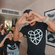 Der musikalische text THE SYSTEM von MICHAEL FRANTI AND SPEARHEAD ist auch in dem Album vorhanden Big big love (2023)