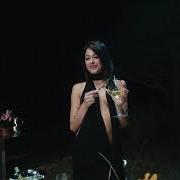 Der musikalische text DOWN von TINI ist auch in dem Album vorhanden Una noche más (2026)