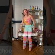 Der musikalische text STAY 4 LOVE von MATY NOYES ist auch in dem Album vorhanden Rainbow syndrome (2025)