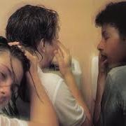 Der musikalische text CARRIED AWAY von MEN I TRUST ist auch in dem Album vorhanden Equus caballus (2025)