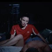 Der musikalische text ANGEL EYES von NIIA ist auch in dem Album vorhanden V (2025)