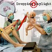 Der musikalische text ANSWERING OUR PRAYERS von DROPPING DAYLIGHT ist auch in dem Album vorhanden Brace yourself (2006)