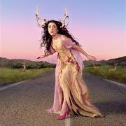 Der musikalische text LOTTERY von EM BEIHOLD ist auch in dem Album vorhanden Tales of a failed shapeshifter (2026)