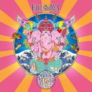 Der musikalische text GASLIGHTING von KULA SHAKER ist auch in dem Album vorhanden Natural magick (2024)